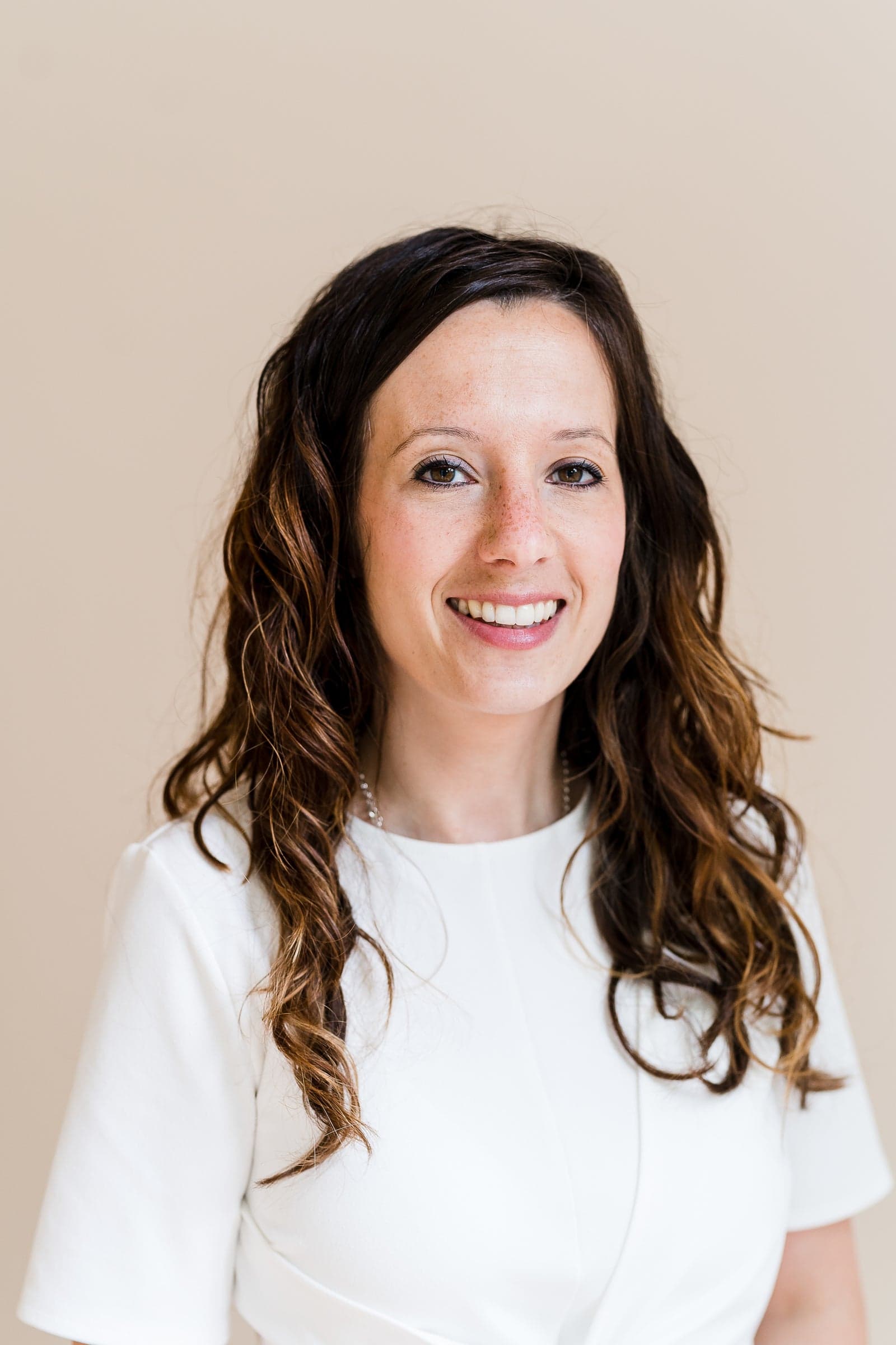 Dr Mariana Noy, Consultant Dermatologist